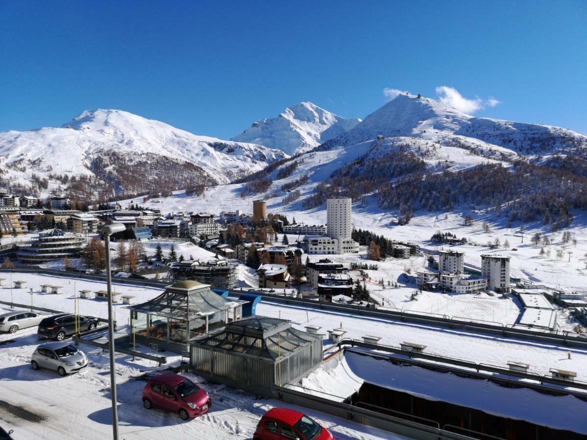 Hostdomus - Panoramic Residence Colle Colle Sestriere Eksteriør billede